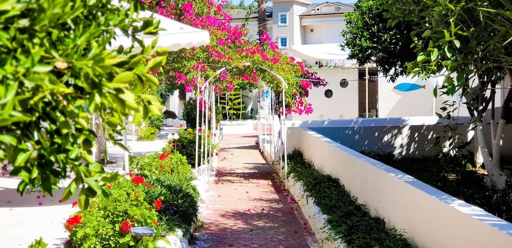 Erendiz Garden Hotel كمر المظهر الخارجي الصورة